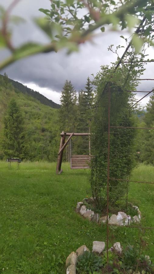 Родинна Оселя Slavske Buitenkant foto