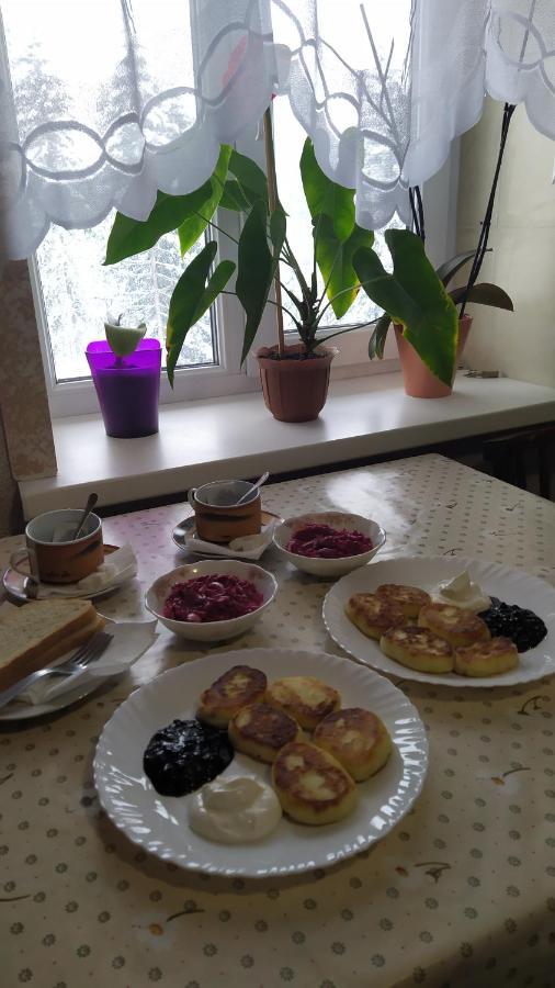 Родинна Оселя Slavske Buitenkant foto