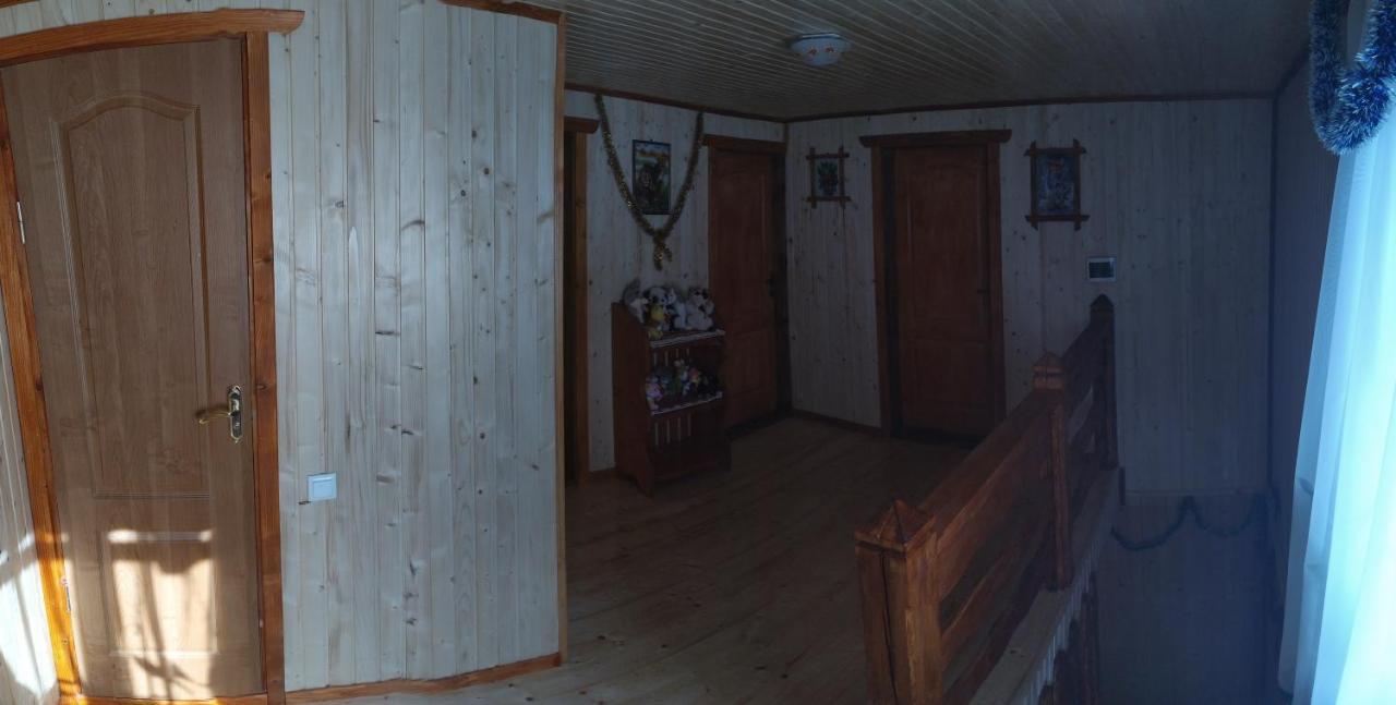 Родинна Оселя Slavske Buitenkant foto